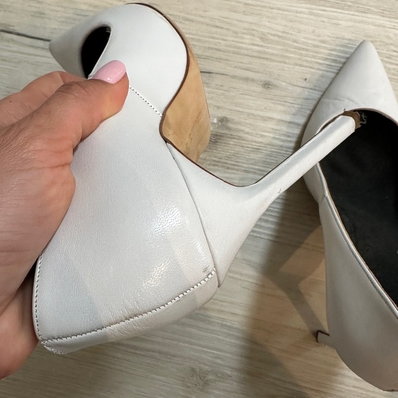 Manolo Blahnik pumps - Picture 4 of 6